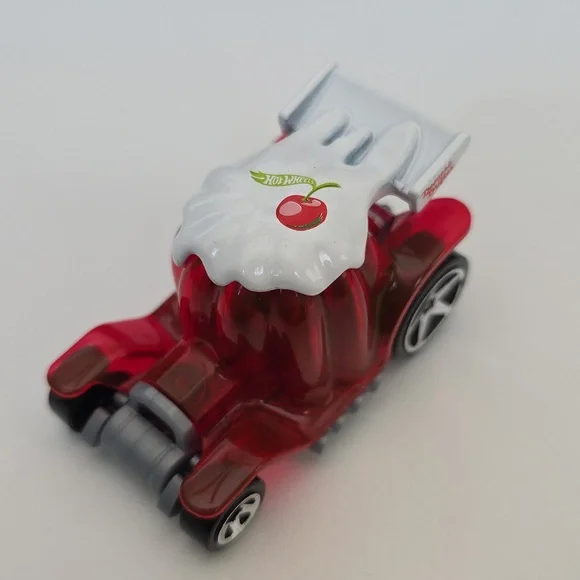 🏁 Hot Wheels Desert Drifter Sweet Rides - Picture 1 of 6